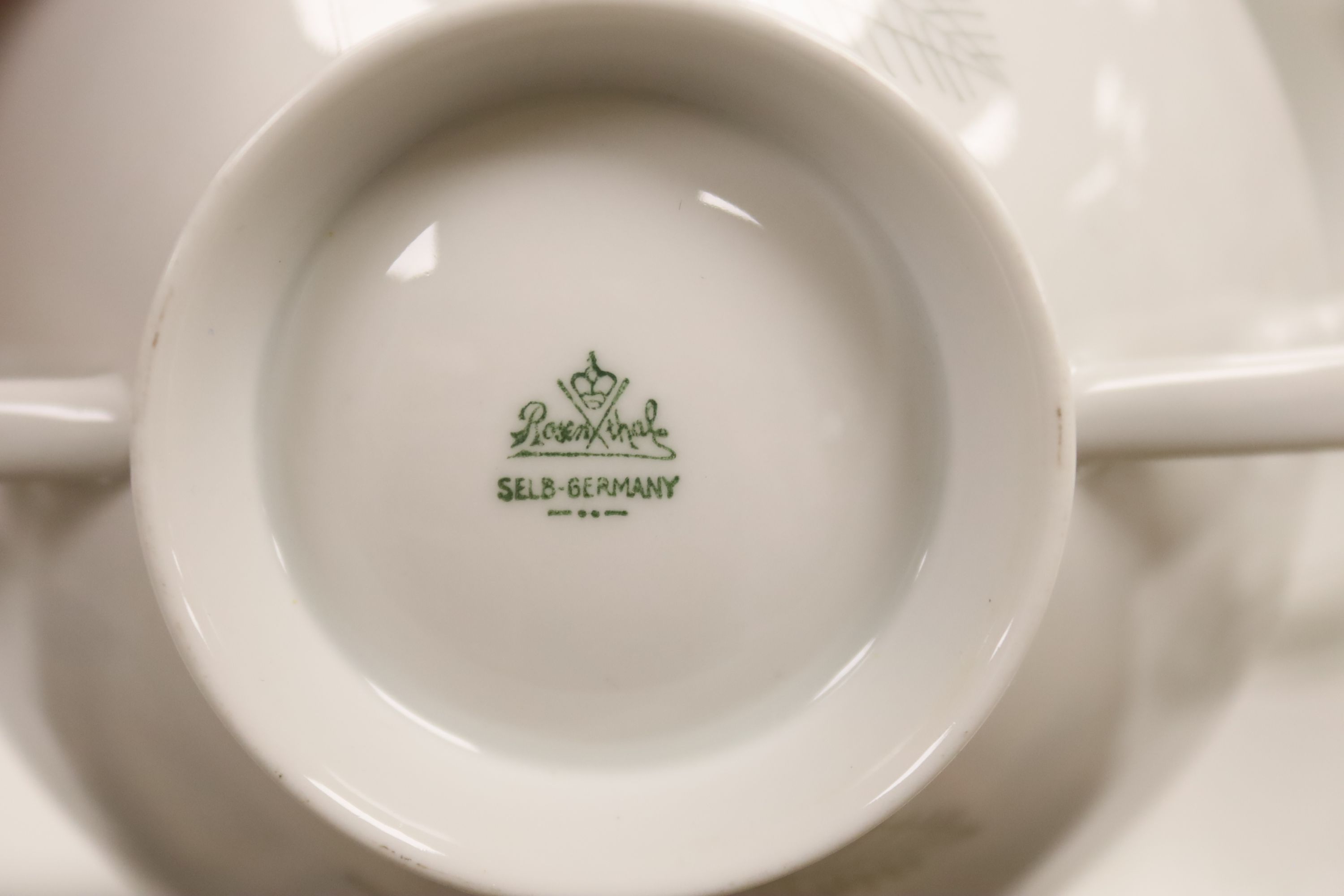 Raymond Loewy for Rosenthal - a leaf design 'Form 2000' dinner and coffee service, 1950s
